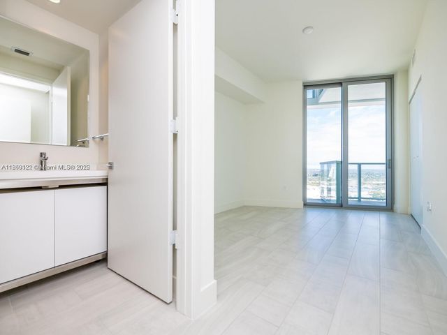 2000 Metropica Way 2509, Sunrise, FL 33323
