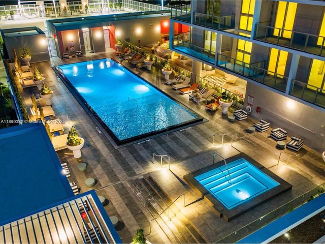 2000 Metropica Way 2509, Sunrise, FL 33323