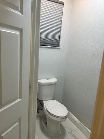 1305 Lucaya Drive, West Palm Beach, FL 33404