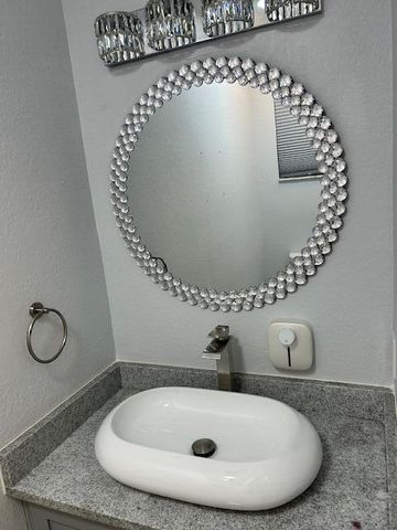 1305 Lucaya Drive, West Palm Beach, FL 33404