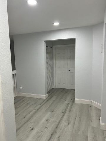 1305 Lucaya Drive, West Palm Beach, FL 33404