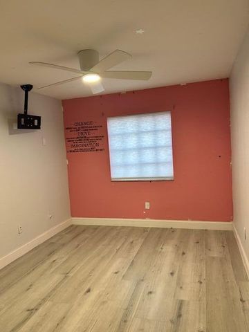 1305 Lucaya Drive, West Palm Beach, FL 33404