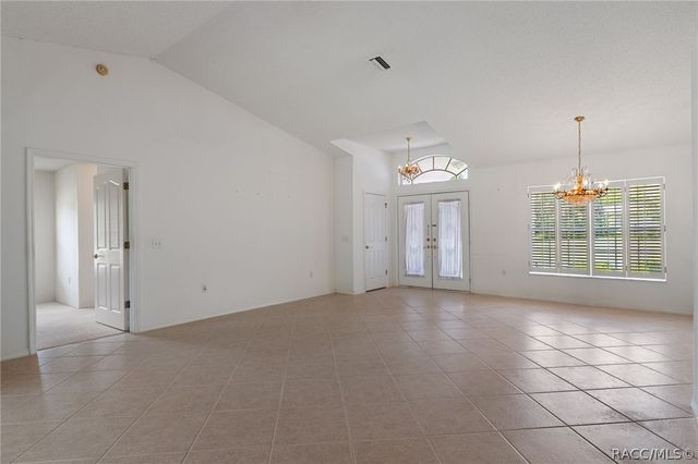 7229 W Milwe Lane, Crystal River, FL 34429