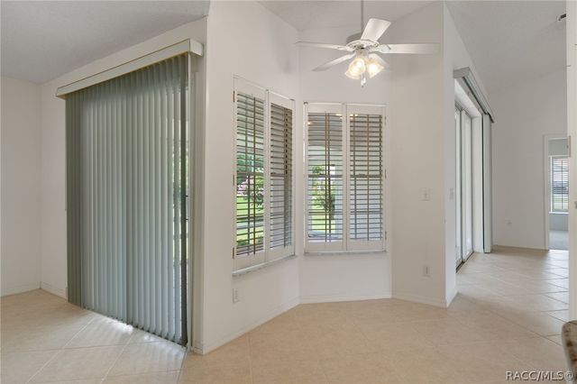 7229 W Milwe Lane, Crystal River, FL 34429