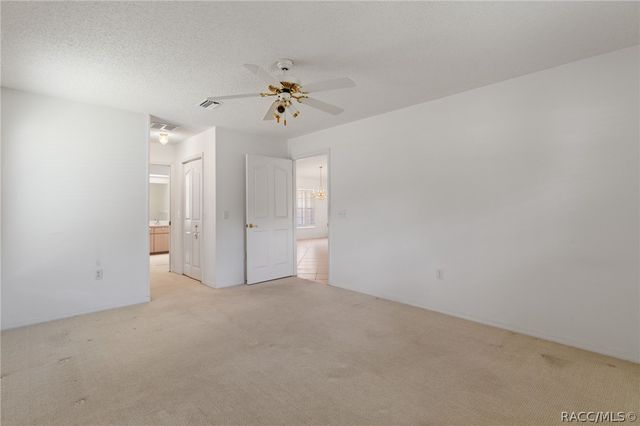 7229 W Milwe Lane, Crystal River, FL 34429