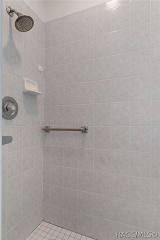 7229 W Milwe Lane, Crystal River, FL 34429