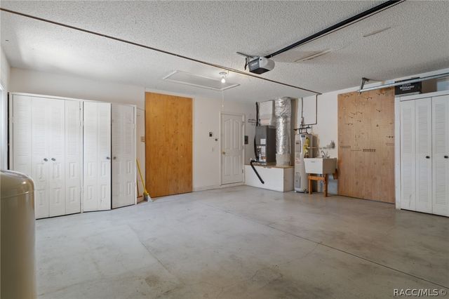 7229 W Milwe Lane, Crystal River, FL 34429
