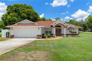 7229 W Milwe Lane, Crystal River, FL 34429