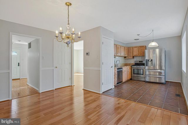 8853 BLADE GREEN LN, Columbia, MD 21045