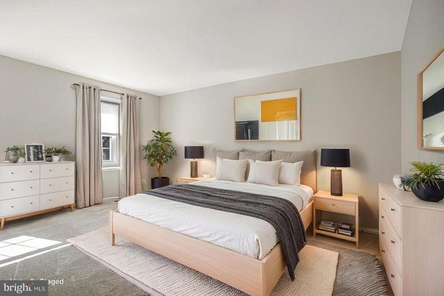 8853 BLADE GREEN LN, Columbia, MD 21045