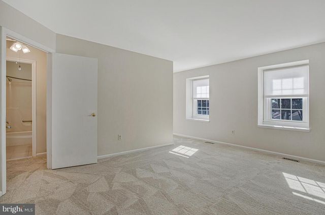 8853 BLADE GREEN LN, Columbia, MD 21045