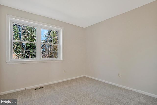 8853 BLADE GREEN LN, Columbia, MD 21045