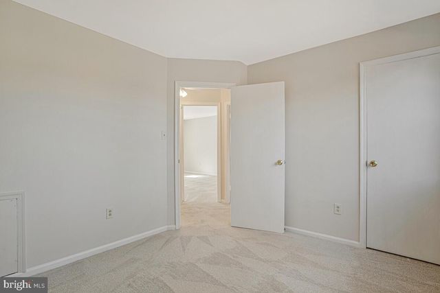 8853 BLADE GREEN LN, Columbia, MD 21045