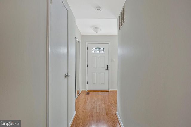 8853 BLADE GREEN LN, Columbia, MD 21045