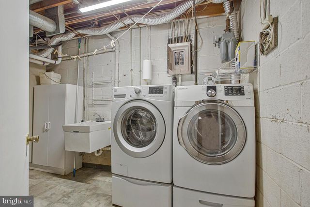 8853 BLADE GREEN LN, Columbia, MD 21045