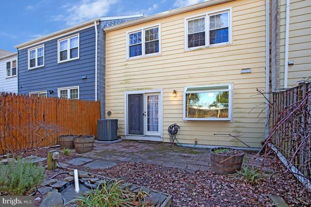 8853 BLADE GREEN LN, Columbia, MD 21045