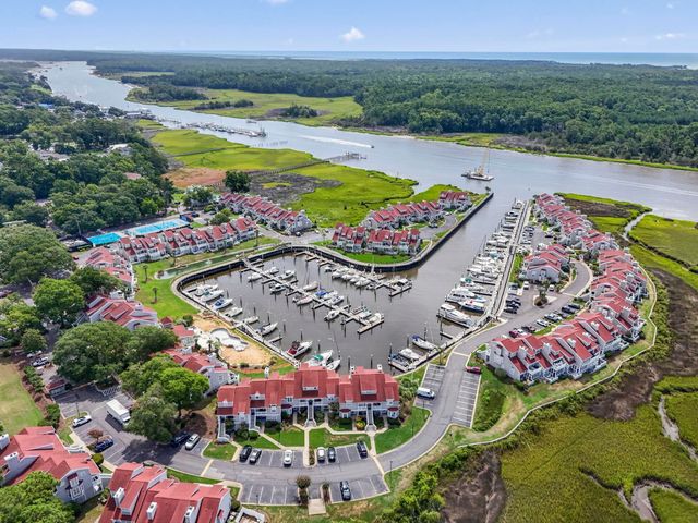 4396 Baldwin Ave Apt 82, Little River, SC 29566