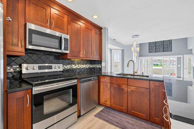 4396 Baldwin Ave Apt 82, Little River, SC 29566