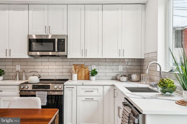 1409 S NAPA ST, Philadelphia, PA 19146