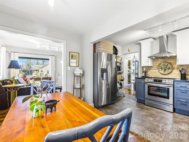 45 Shady Oak Drive, Asheville, NC 28803