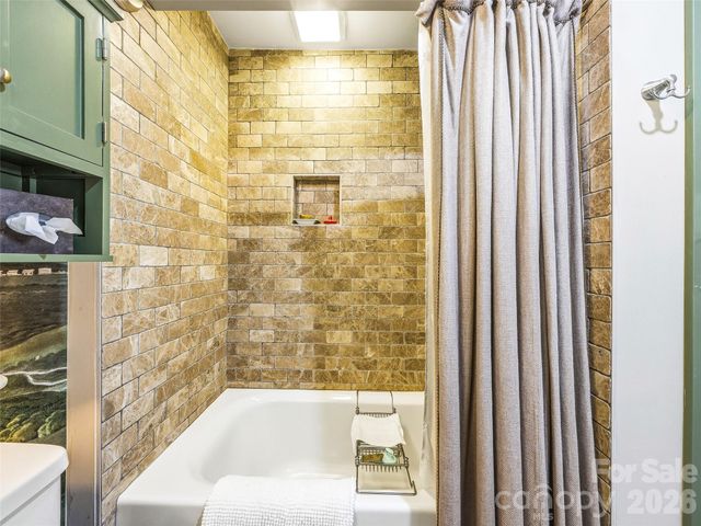 45 Shady Oak Drive, Asheville, NC 28803