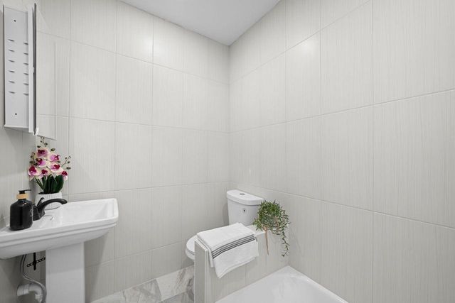 106 GARRETSON AVE, Bayonne, NJ 07002