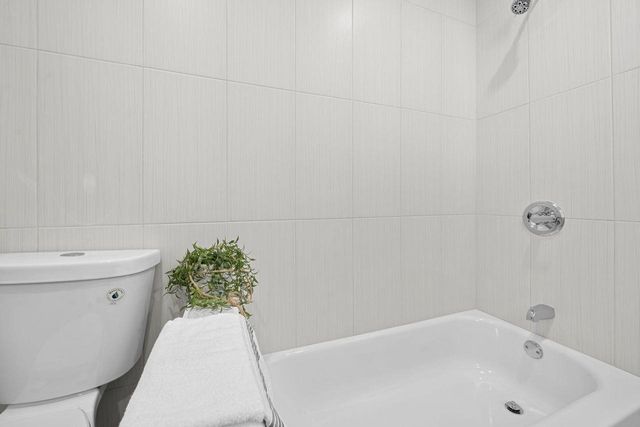 106 GARRETSON AVE, Bayonne, NJ 07002