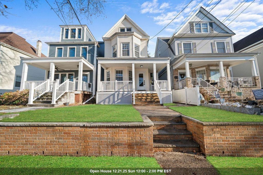 106 GARRETSON AVE, Bayonne, NJ 07002