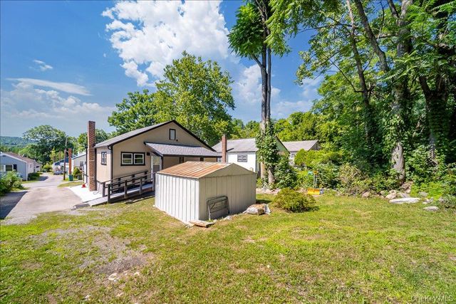 6 Hill Street, Ellenville, NY 12428