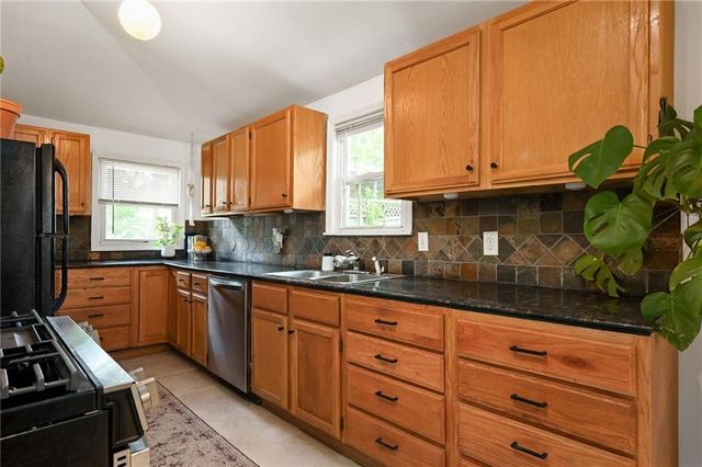 4509 WYOMING Street, Kansas City, MO 64111