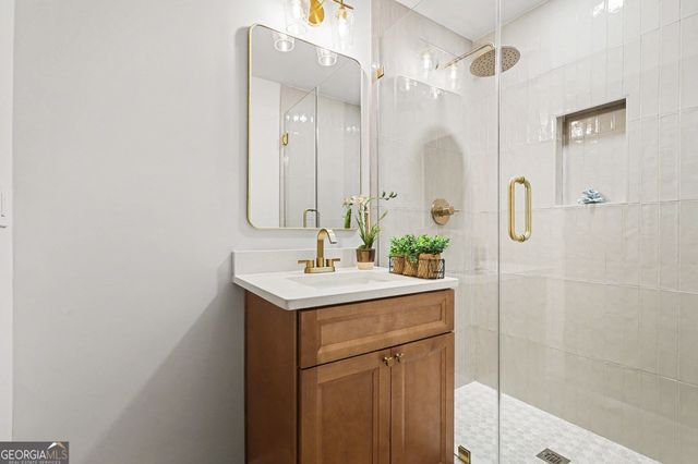 570 Carlouetta Road SW, Mableton, GA 30126