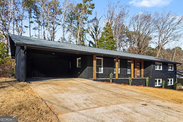 570 Carlouetta Road SW, Mableton, GA 30126