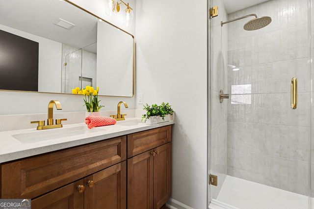 570 Carlouetta Road SW, Mableton, GA 30126