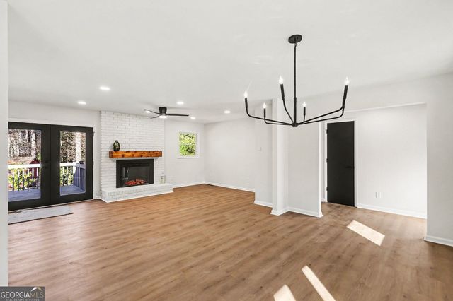 570 Carlouetta Road SW, Mableton, GA 30126