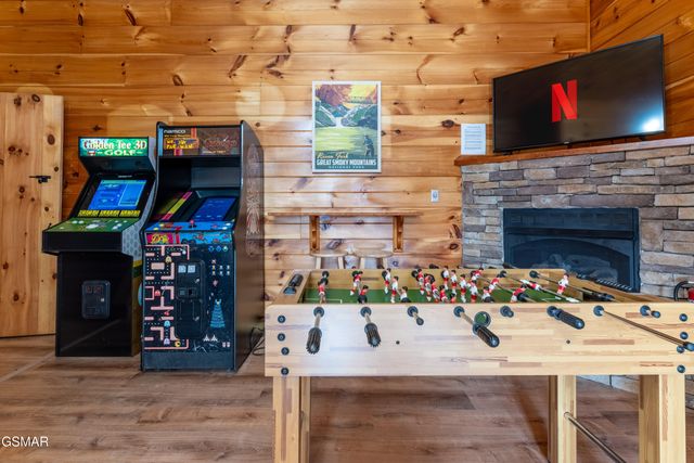 2213 Headrick Lead, Sevierville, TN 37862