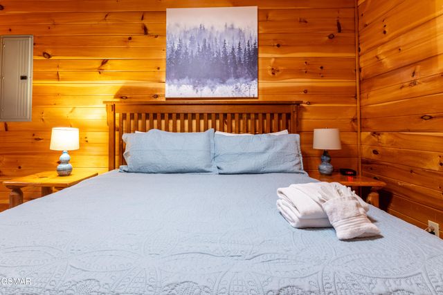 2213 Headrick Lead, Sevierville, TN 37862