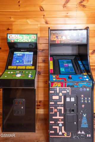 2213 Headrick Lead, Sevierville, TN 37862