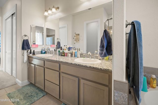 690 Rose Lane, Fernley, NV 89408