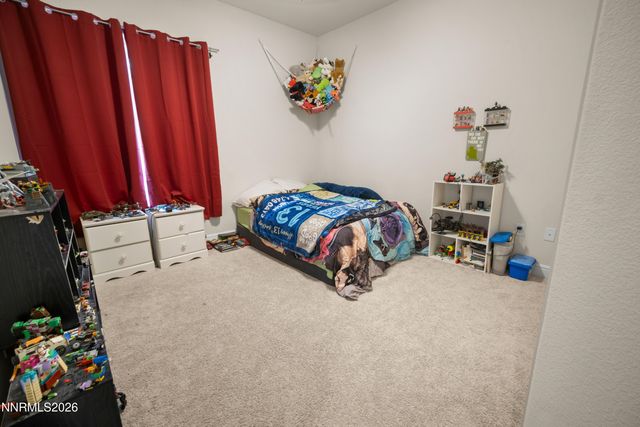 690 Rose Lane, Fernley, NV 89408