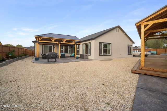 690 Rose Lane, Fernley, NV 89408
