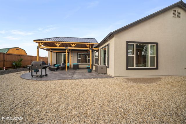 690 Rose Lane, Fernley, NV 89408