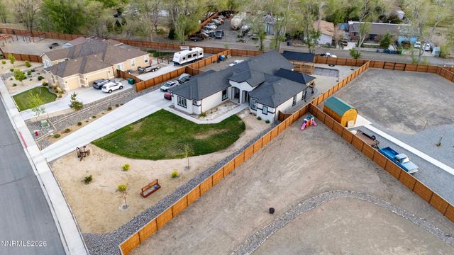 690 Rose Lane, Fernley, NV 89408