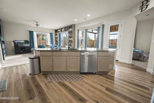 690 Rose Lane, Fernley, NV 89408
