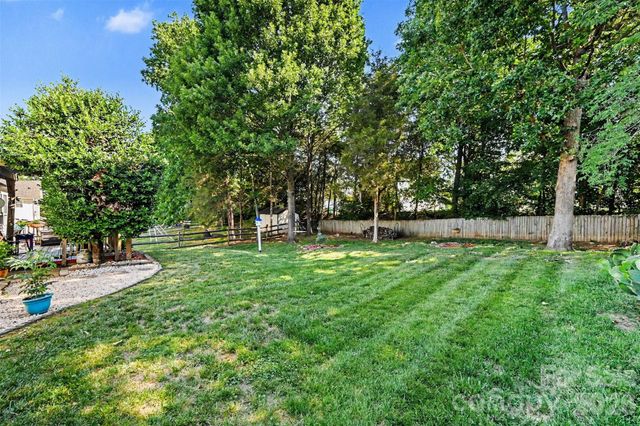 12323 Poplar Forest Drive 205, Charlotte, NC 28278