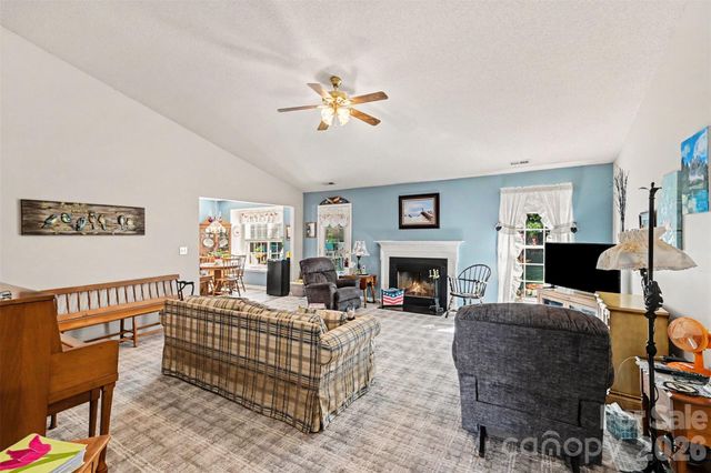 12323 Poplar Forest Drive 205, Charlotte, NC 28278