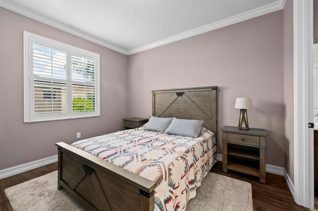 8060 Cactus Quartz Circle, Delray Beach, FL 33446