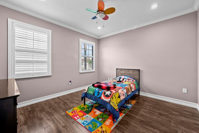 8060 Cactus Quartz Circle, Delray Beach, FL 33446