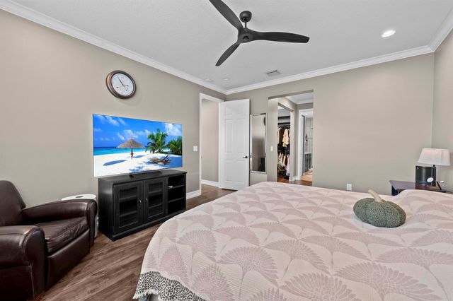 8060 Cactus Quartz Circle, Delray Beach, FL 33446