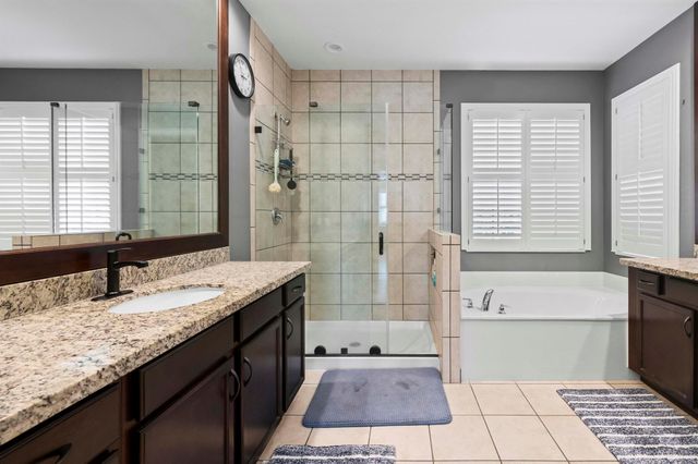 8060 Cactus Quartz Circle, Delray Beach, FL 33446