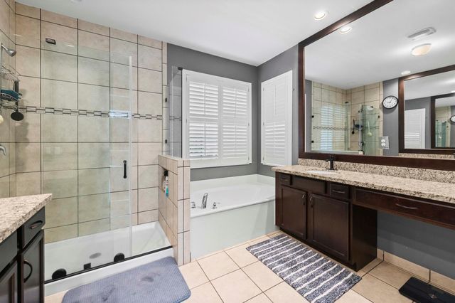 8060 Cactus Quartz Circle, Delray Beach, FL 33446